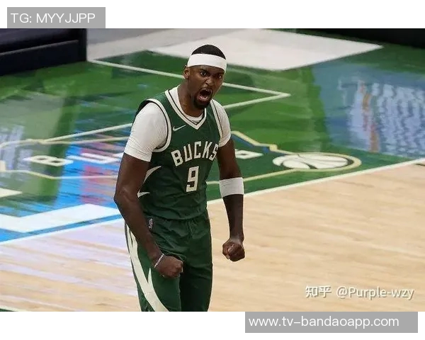 全队三分命中率高达50波蒂斯称默契提升助力进攻表现 全队三分命中率高达50波蒂斯称默契提升助力进攻表现