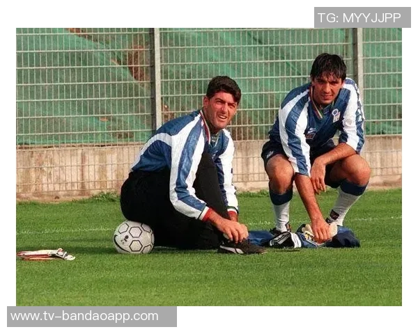 帕柳卡回忆94年世界杯决赛大罗是他心目中最强球员的印象 帕柳卡回忆94年世界杯决赛大罗是他心目中最强球员的印象